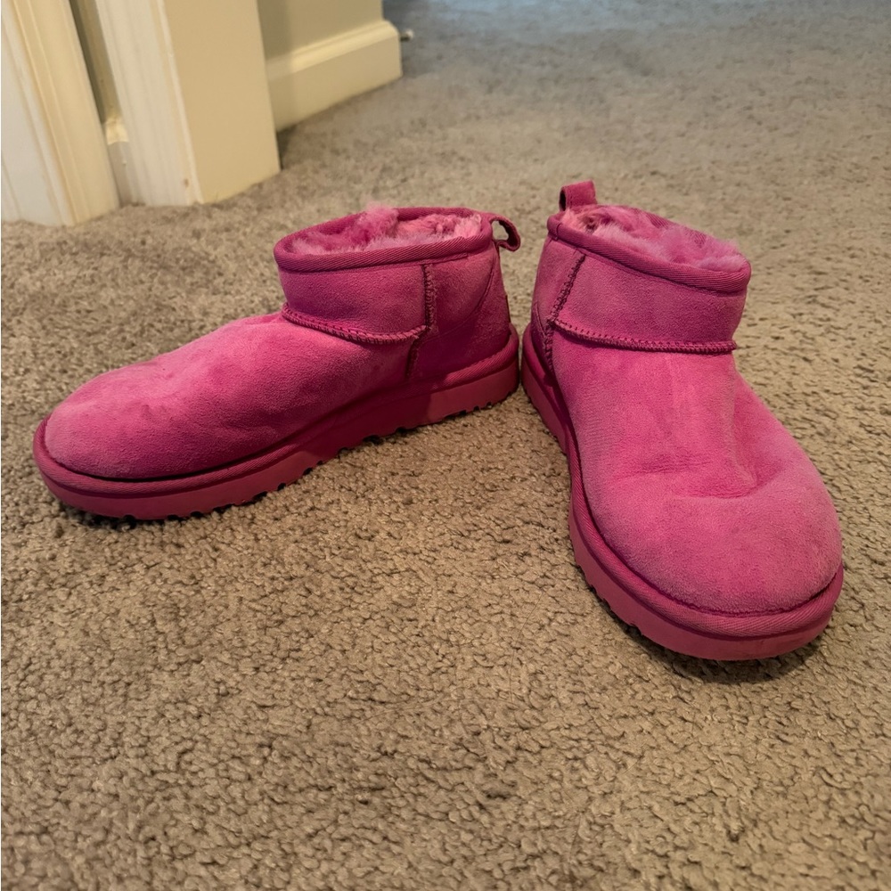 Ugg Classic Ultra Mini